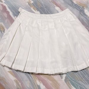 White pleated skirt